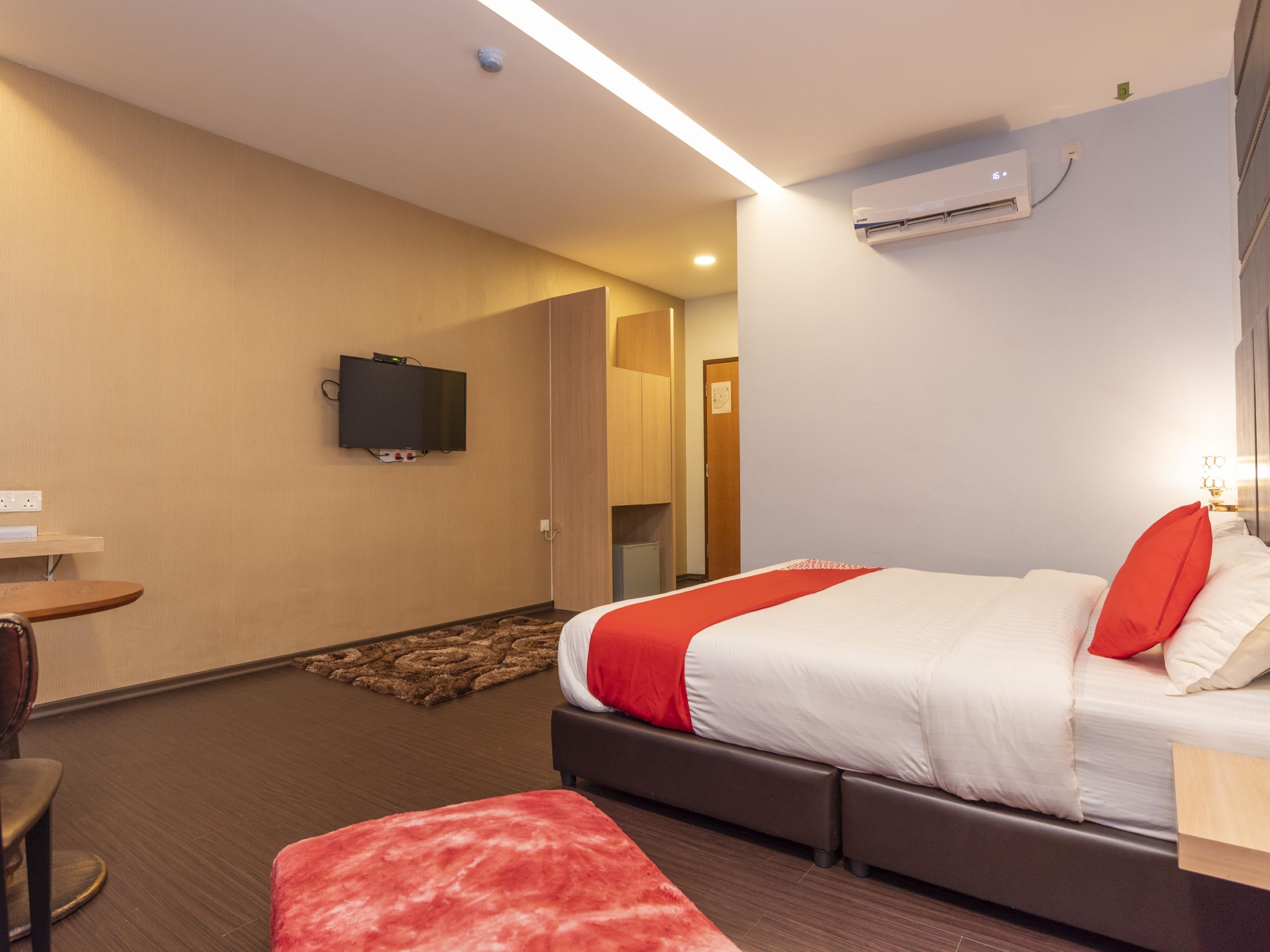 Zenz Hotel Kulai Exterior photo
